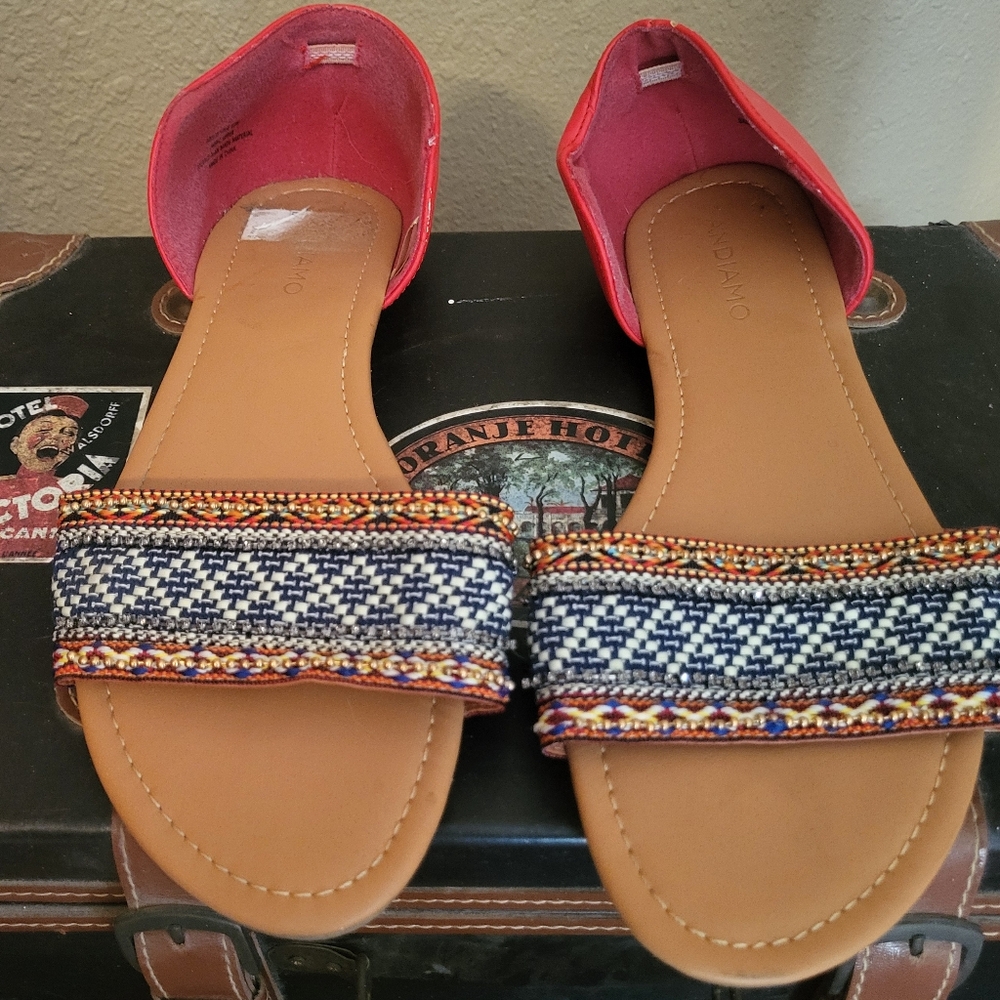 Andiamo beaded flat sandals, Ladies size 10W